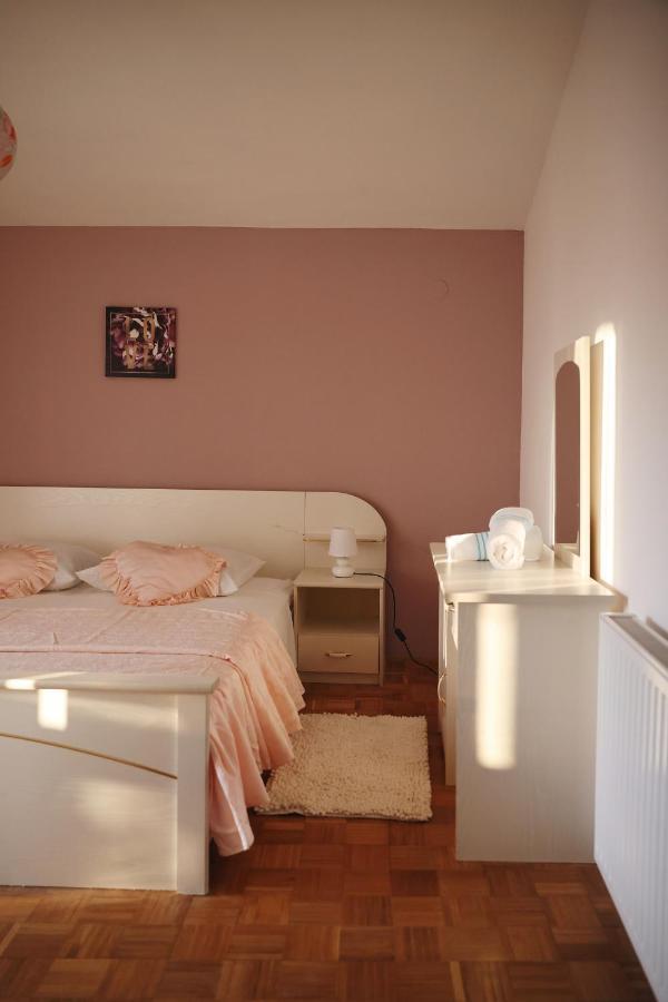 Apartment Blanka With A Beautiful View Of Trogir Exteriér fotografie